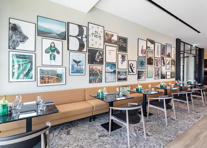 ホテル Der Valk 4*