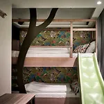 Der Valk Отель 4*
