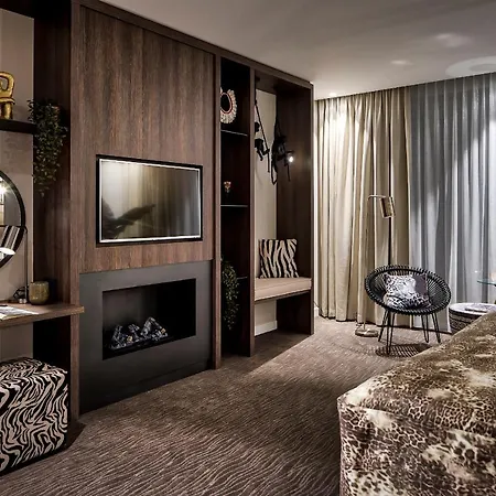 Der Valk Hotel 4*