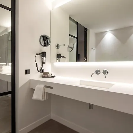 Der Valk 4* Τίλμπουργκ